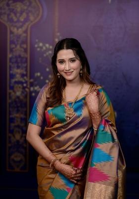 Brown Jacquard Silk Saree Set