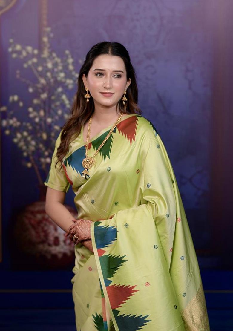 Pista Jacquard Silk Saree Set - Indya