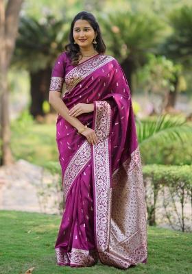 Wine Weaving Work Silk Saree Set