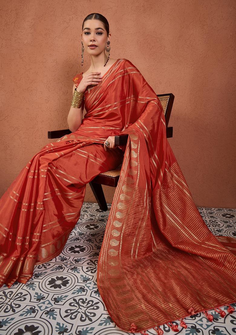 Red Woven Design Silk Saree Set - Indya