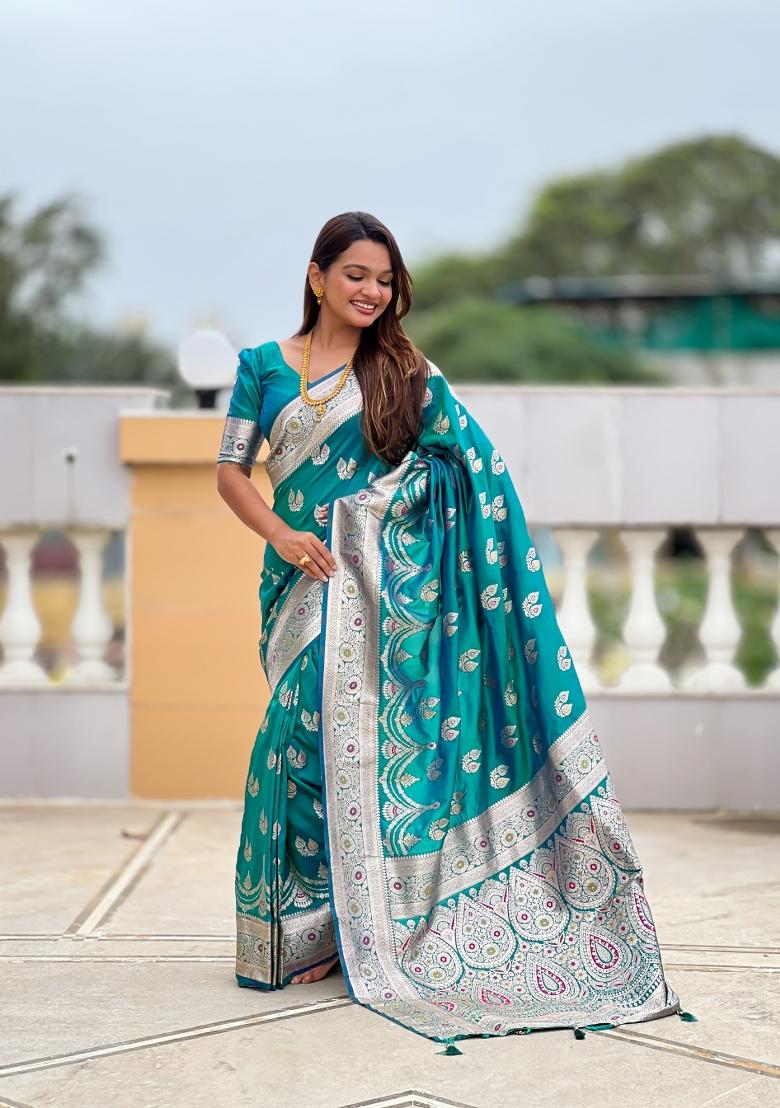 Teal Green Jacquard Silk Saree Set - Indya
