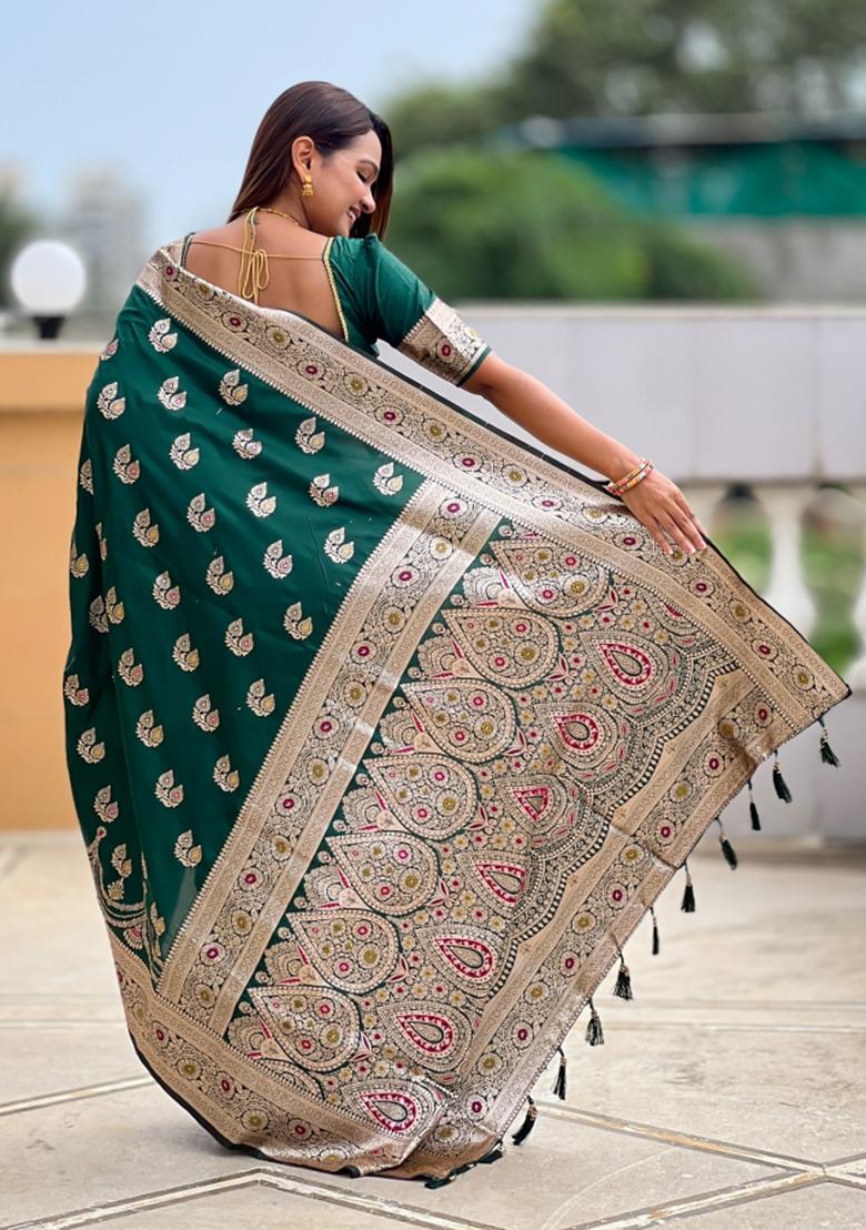 Green Jacquard Silk Saree Set - Indya