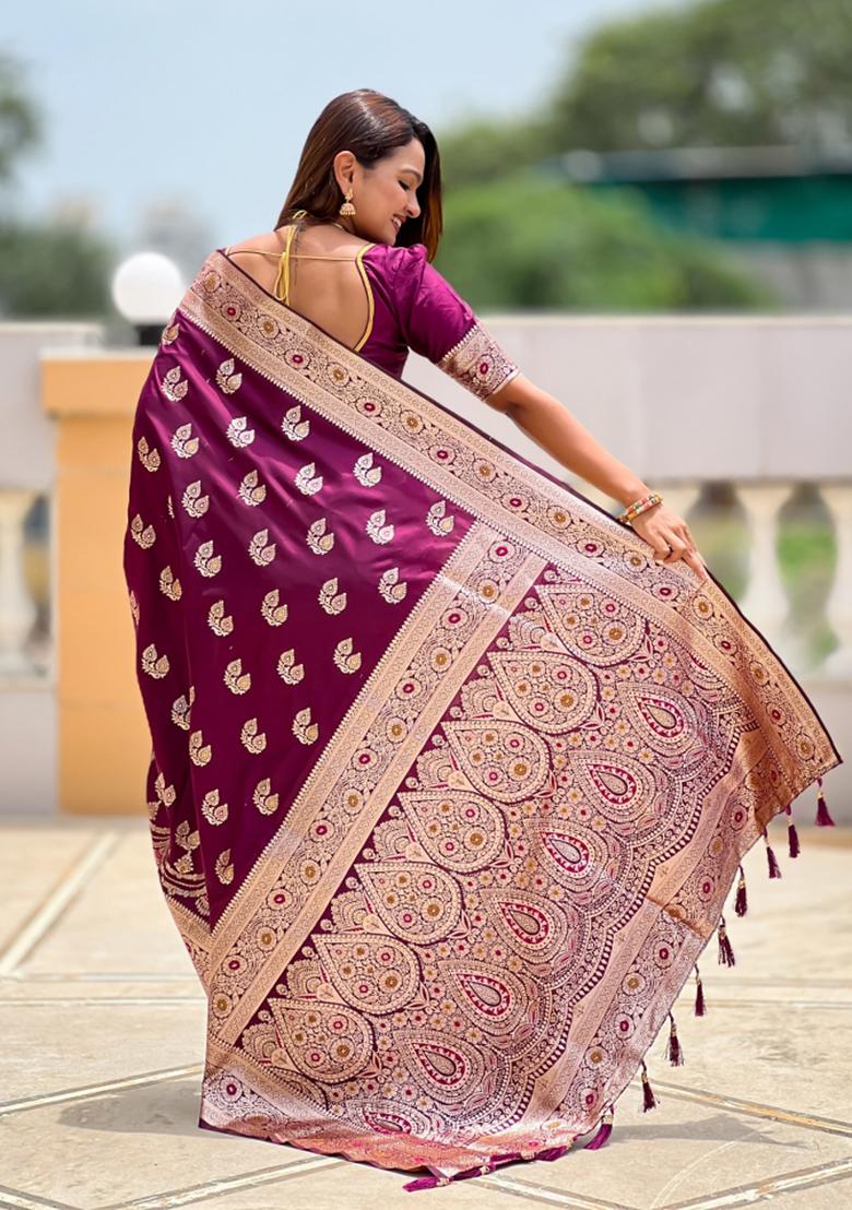 Magenta Jacquard Silk Saree Set - Indya