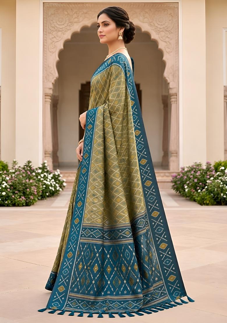 Green Jacquard Silk Saree Set - Indya