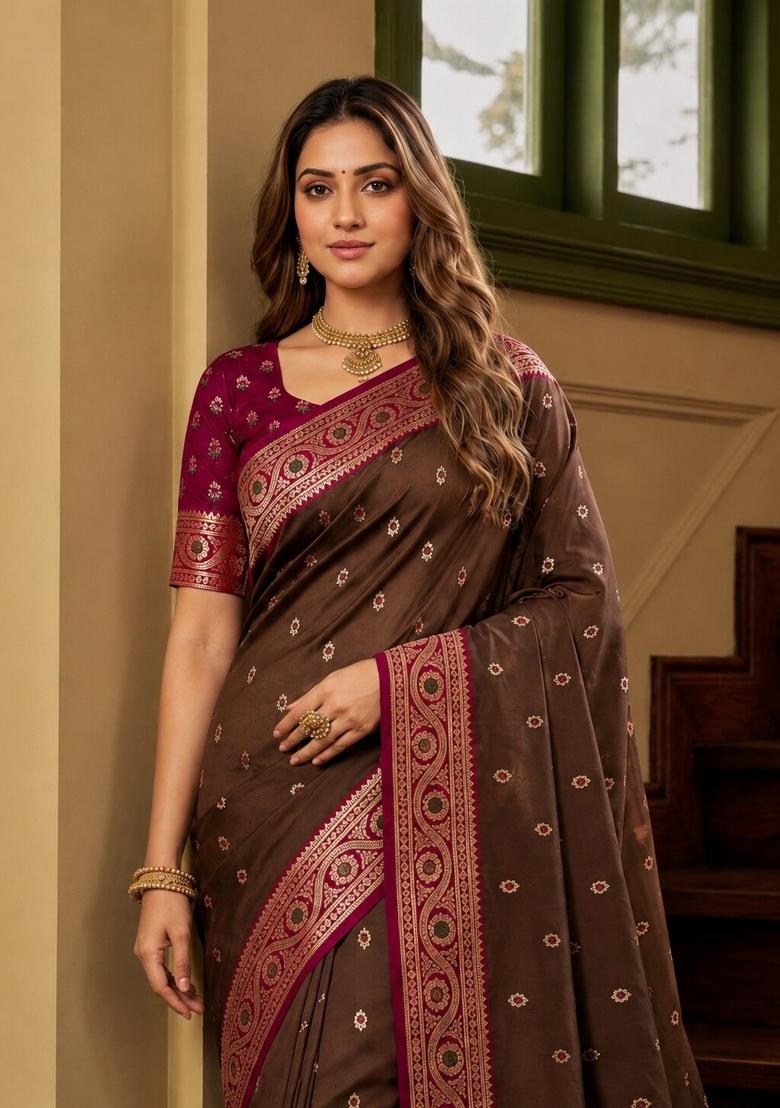 Golden Woven Design Banarasi Saree Set - Indya