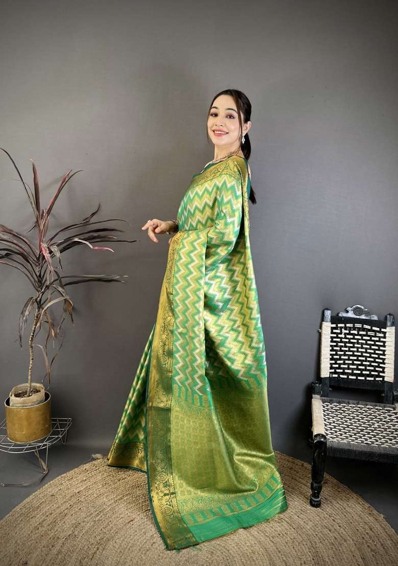 Light Green Zig Zag Silk Saree Set for Diwali and Festive Wear - Indya