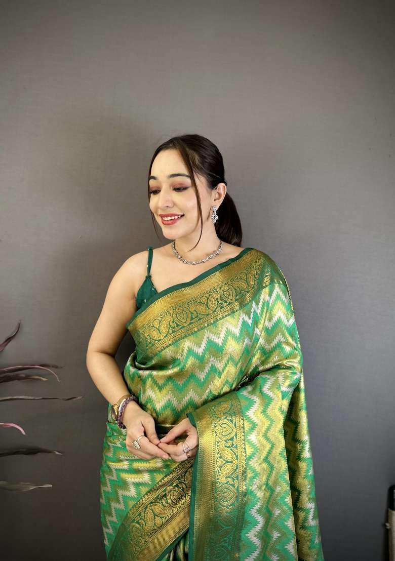 Light Green Zig Zag Silk Saree Set for Diwali and Festive Wear - Indya