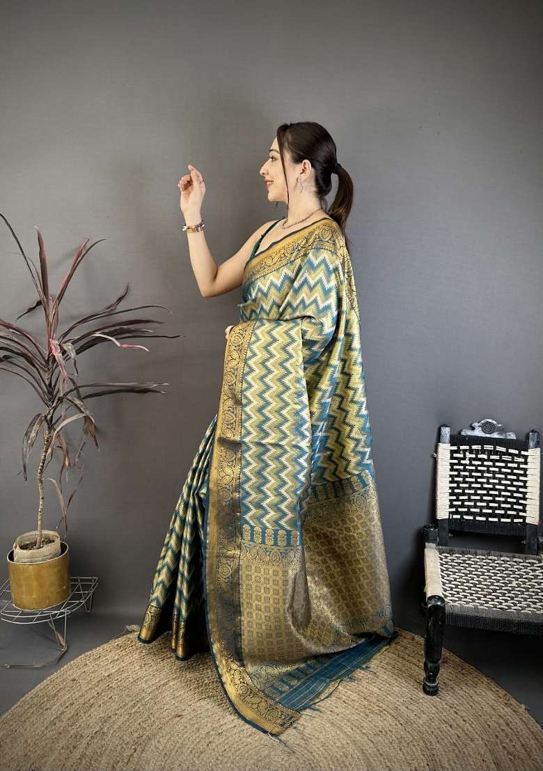 Green Zig Zag Silk Saree Set for Diwali | Wedding & Festive Wear - Indya