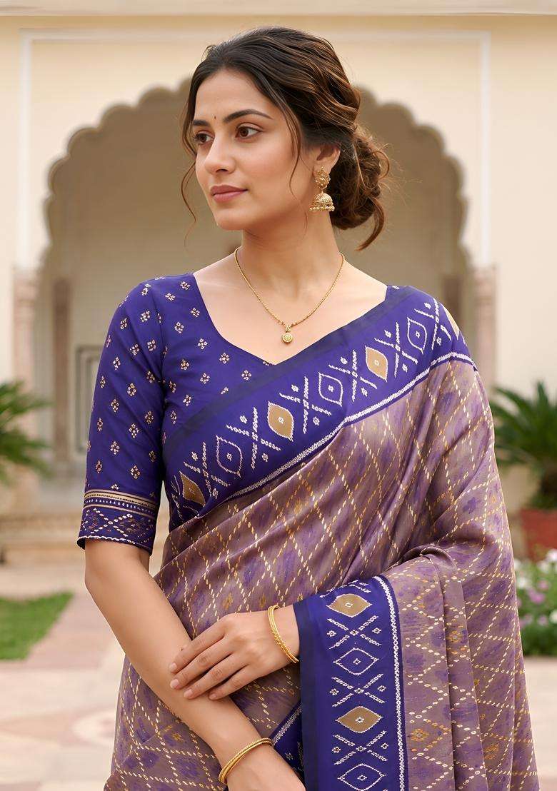 Grey Silk Saree Set with Zari Work for Diwali | Wedding & Festive Wear - Indya