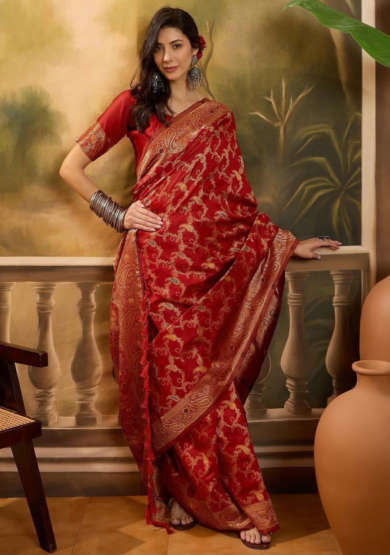 Red Applique Banarasi Saree Set - Indya
