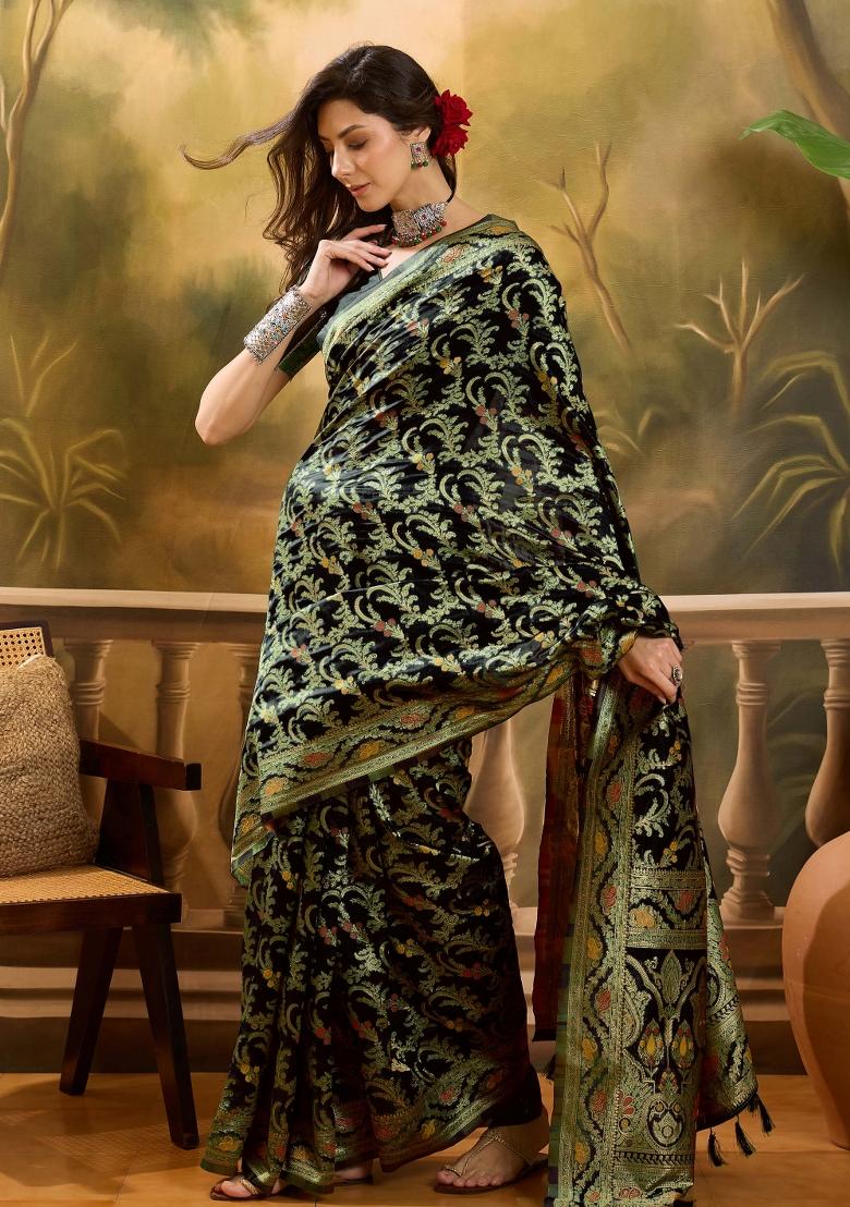 Black Applique Banarasi Saree Set - Indya