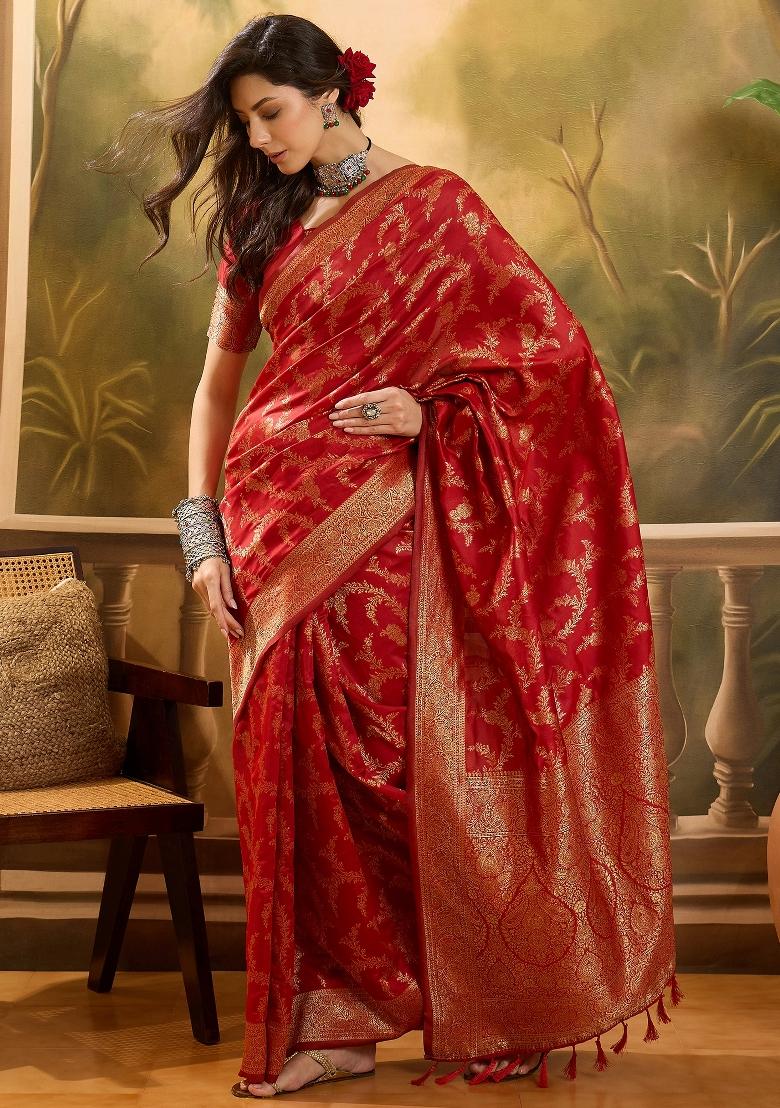 Red Applique Banarasi Saree Set - Indya