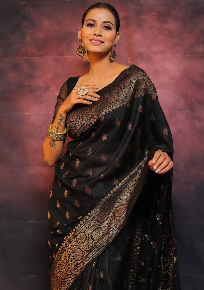 Black Zari Woven Silk Saree Set - Indya