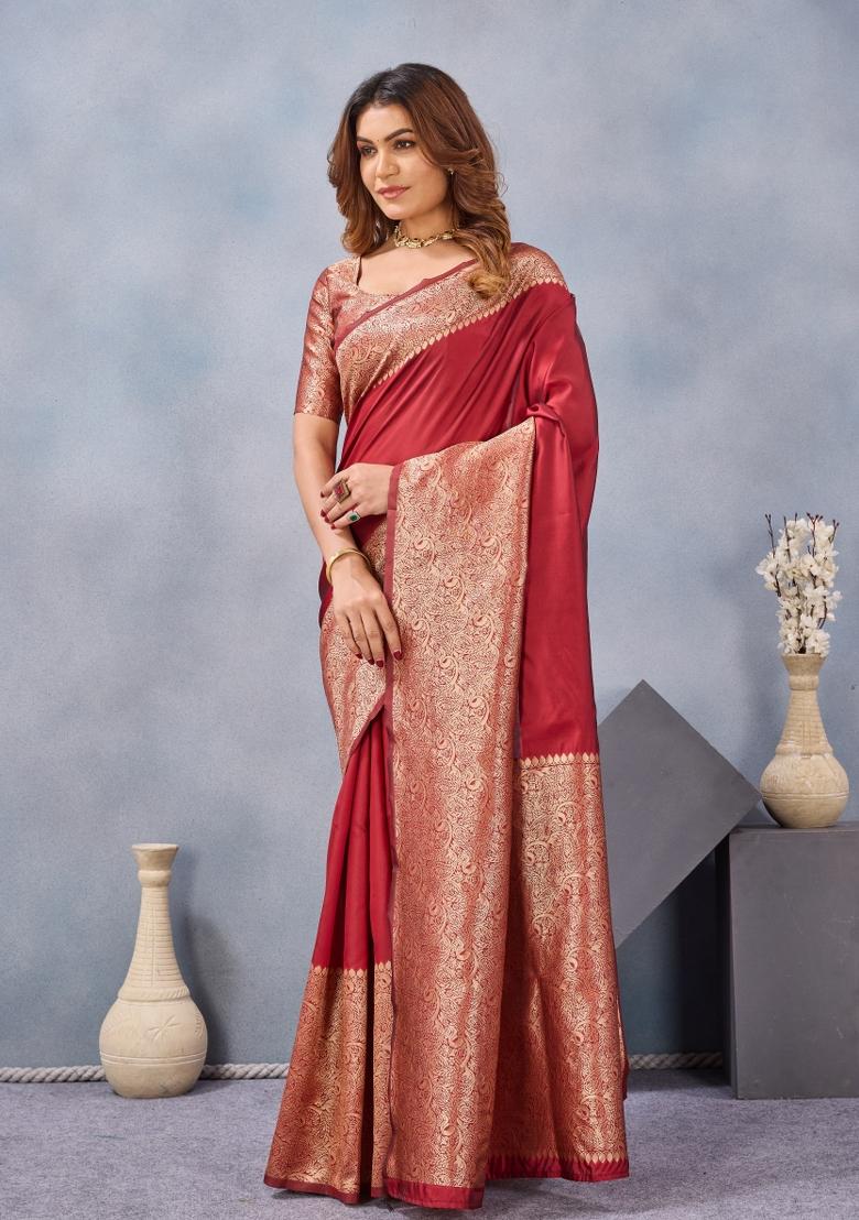 Maroon Printed Handloom Saree Set - Indya