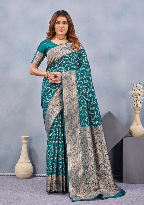 Turquoise Printed Handloom Saree Set
