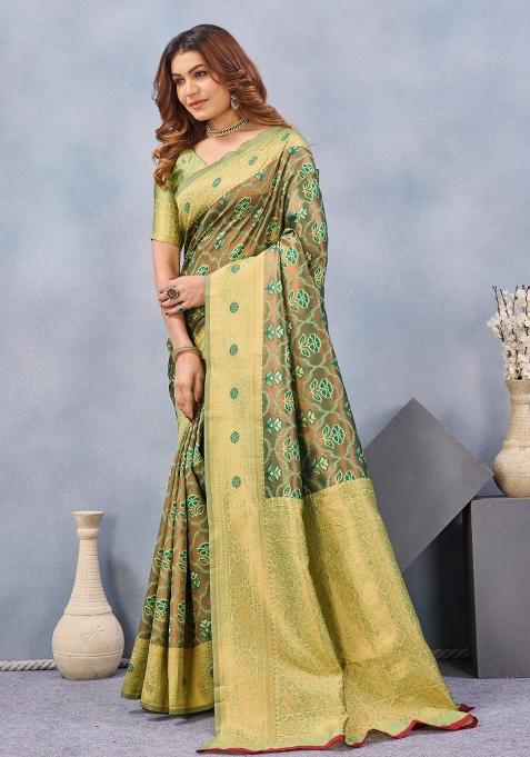 Light Green Printed Handloom Saree Set