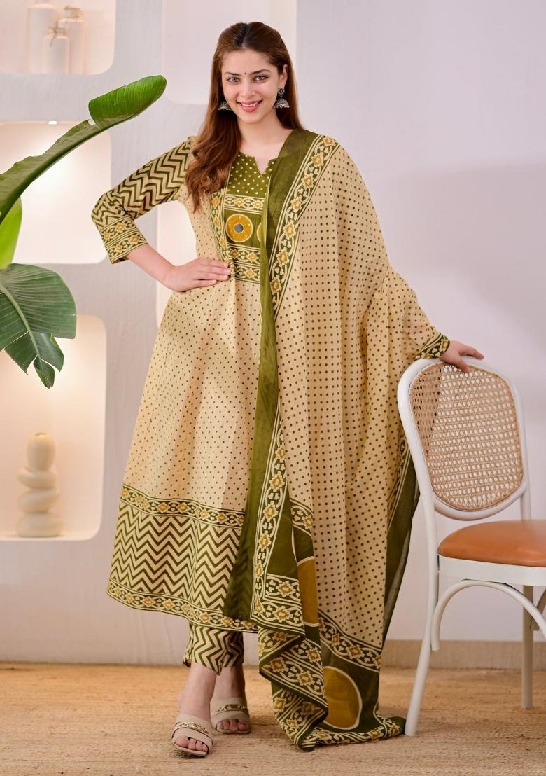 Off White Embroidered Silk Saree Set - Indya