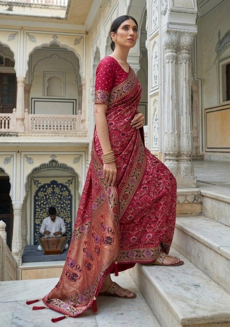 Pink Weaving Georgette Saree Set - Indya