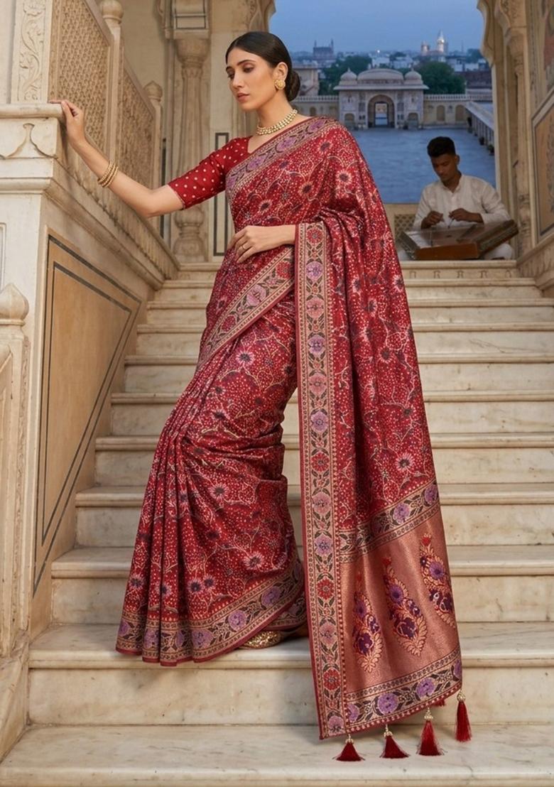 Red Weaving Georgette Saree Set - Indya
