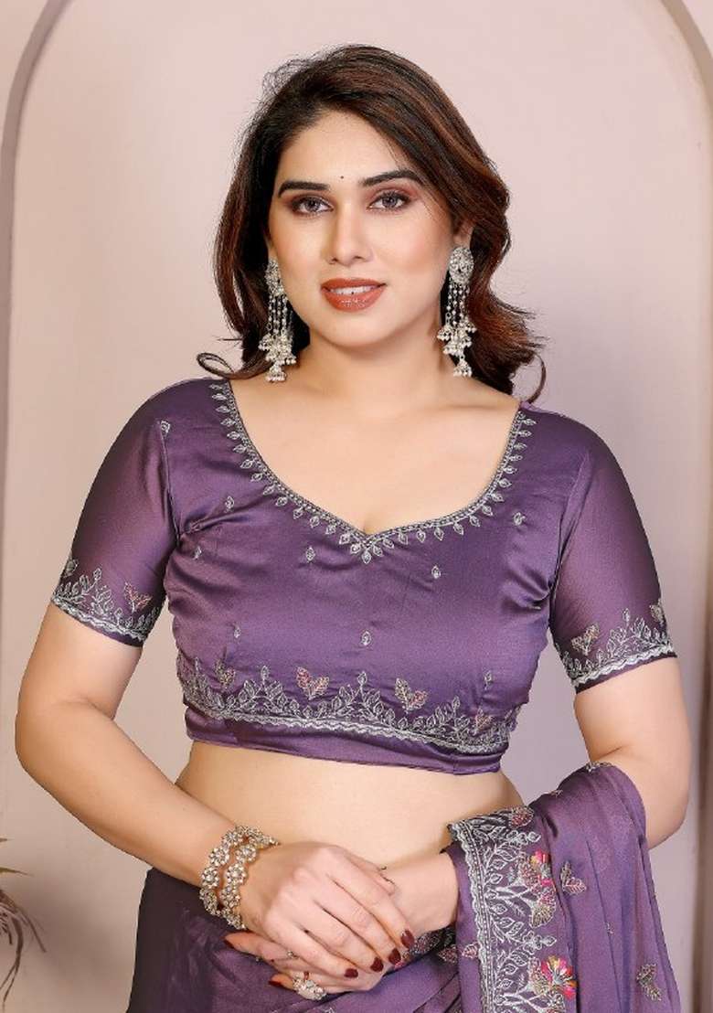 Light Purple Silk Saree Set with Embroidered for Diwali | Wedding & Festive Wear - Indya