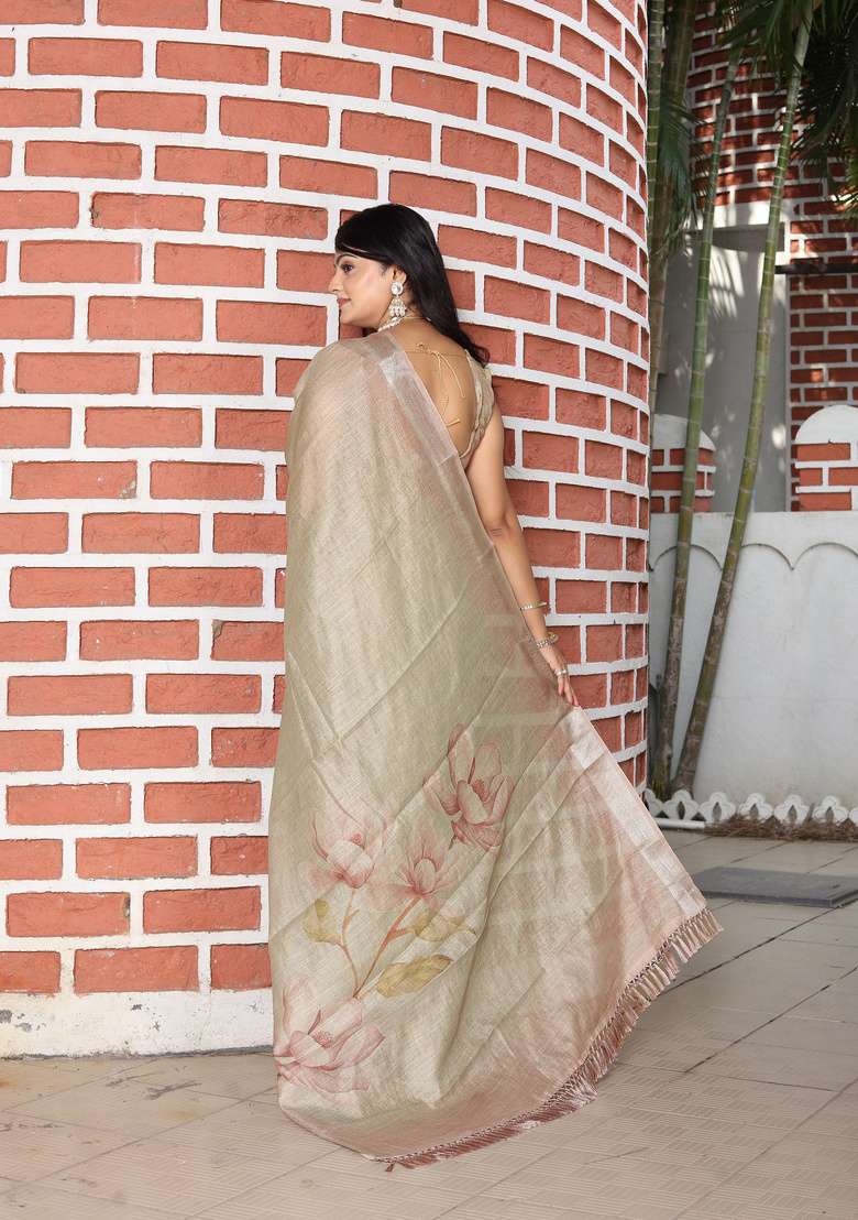 Light Green Cotton Saree Set with Floral Print for Diwali | Wedding & Festive Wear - Indya