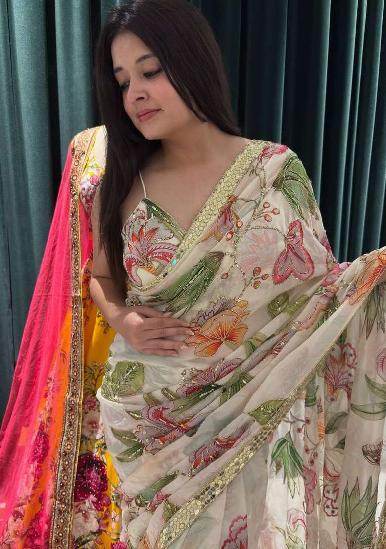 Off White Embroidered Silk Saree Set for Diwali and Festive Wear - Indya