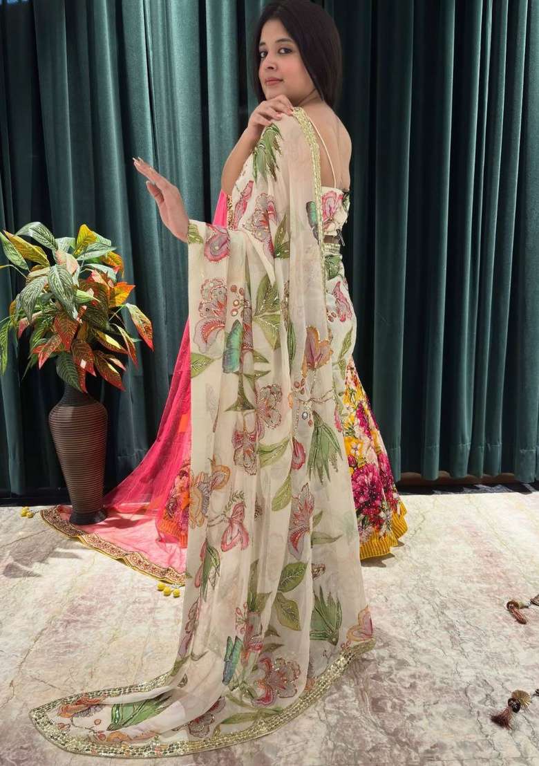 Off White Embroidered Silk Saree Set for Diwali and Festive Wear - Indya