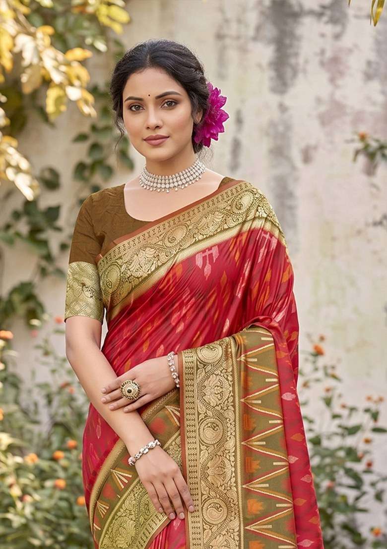 Red Jacquard Work Silk Blend Saree Set for Diwali | Wedding & Festive Wear - Indya