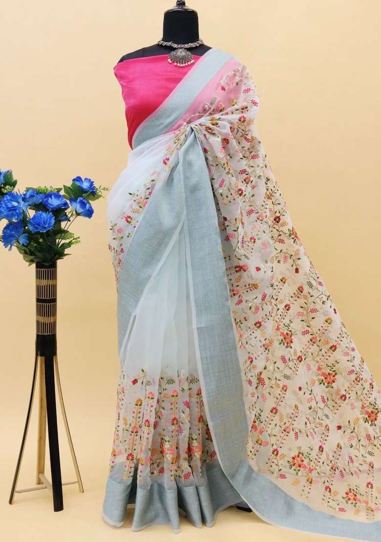 Light Grey Silk Blend Saree Set with Zari Work for Diwali | Wedding & Festive Wear - Indya