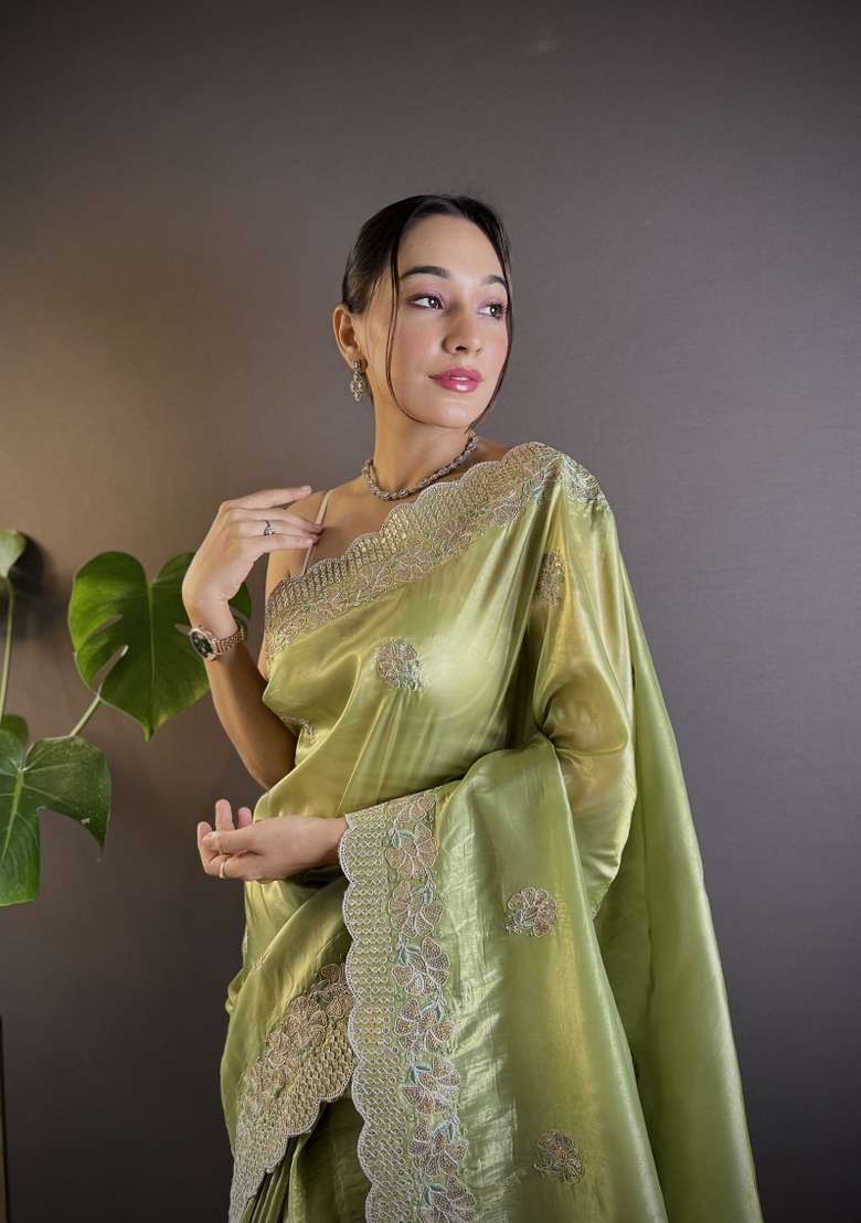 Green Embroidered Silk Blend Saree Set for Diwali and Festive Wear - Indya