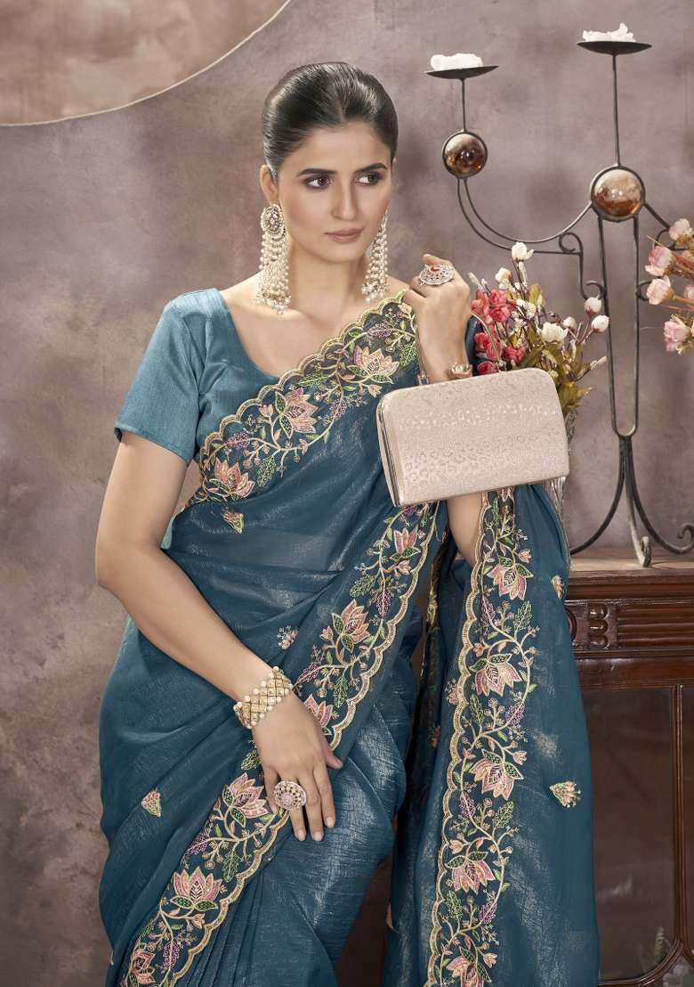 Purple Silk Blend Saree Set with Embroidered for Diwali | Wedding & Festive Wear - Indya