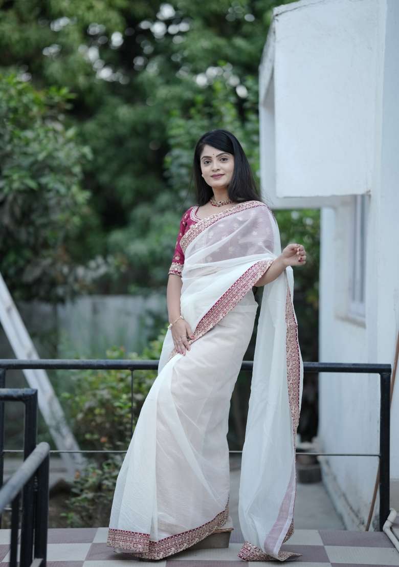 White Silk Blend Saree Set with Embroidered for Diwali | Wedding & Festive Wear - Indya