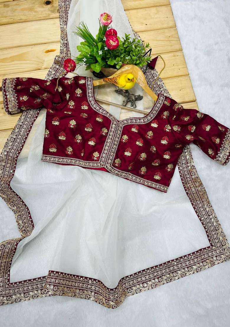 White Silk Blend Saree Set with Embroidered for Diwali | Wedding & Festive Wear - Indya