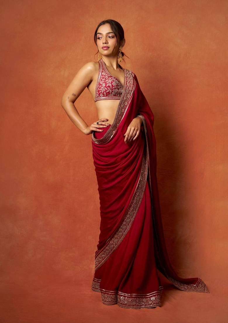 Red Silk Blend Saree Set with Embroidered for Diwali | Wedding & Festive Wear - Indya