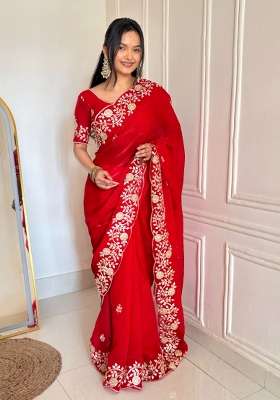 Red Silk Blend Saree Set with Embroidered for Diwali | Wedding & Festive Wear