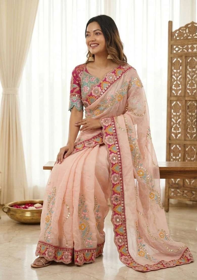 Peach Embroidered Silk Blend Saree Set for Diwali and Festive Wear - Indya