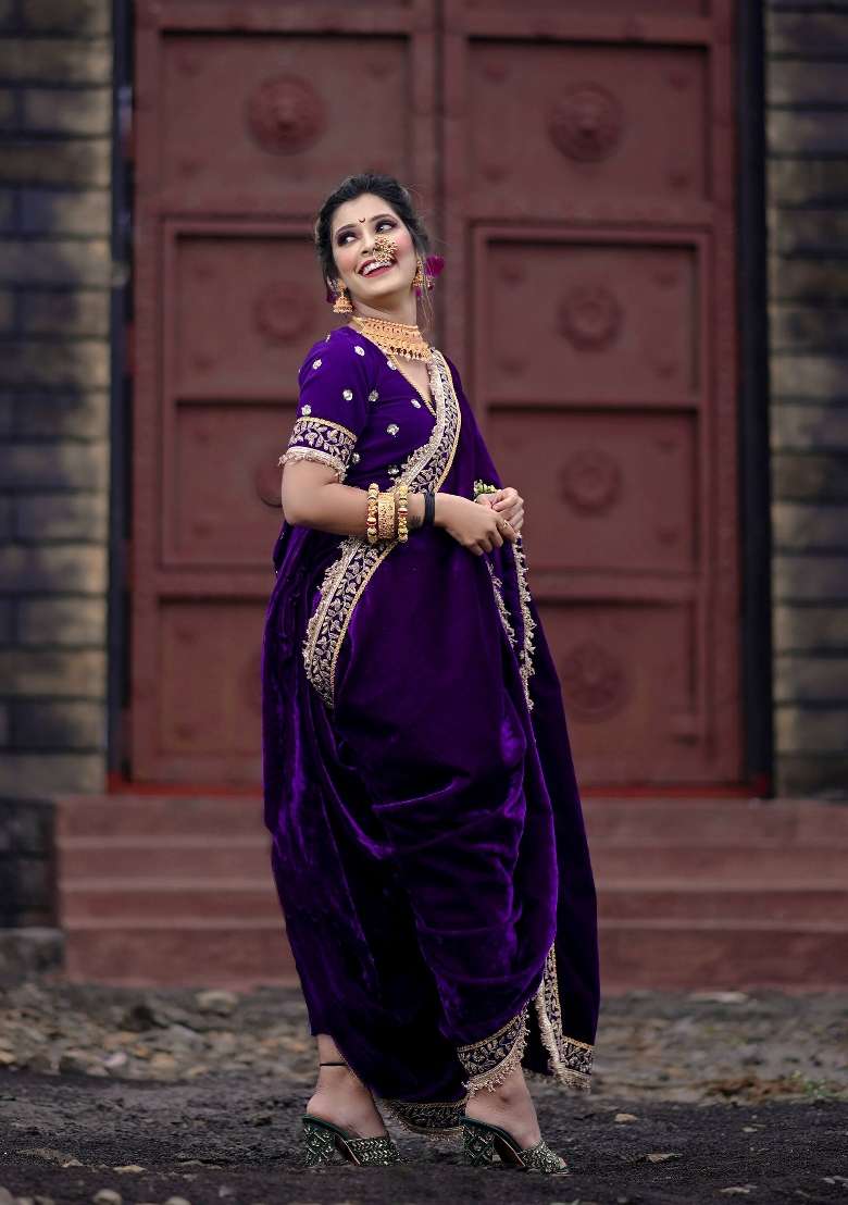 Purple Embroidered Silk Blend Saree Set for Diwali and Festive Wear - Indya