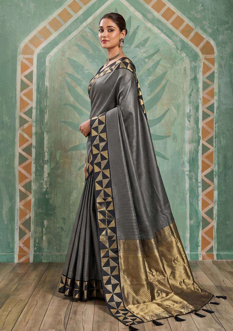 Black Jacquard Silk Saree Set for Diwali and Festive Wear - Indya