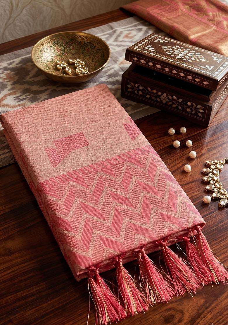 Peach Weaving Linen Saree Set for Diwali | Wedding & Festive Wear - Indya