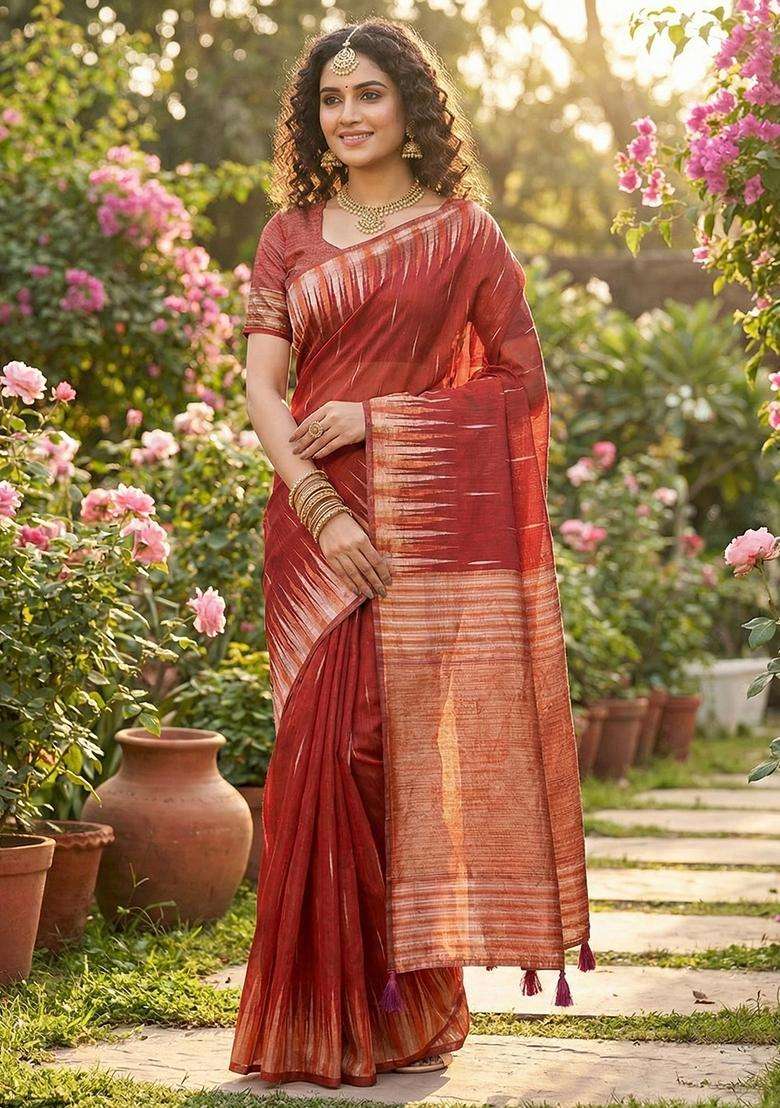 Red Weaving Cotton Saree Set for Diwali | Wedding & Festive Wear - Indya