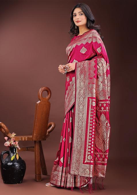 Magenta Jacquard Silk Saree Set
