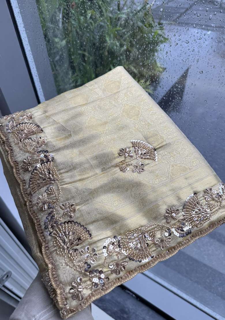 Off White Embroidery Silk Saree Set - Indya