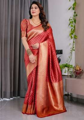 Red Zari Work Silk Saree Set