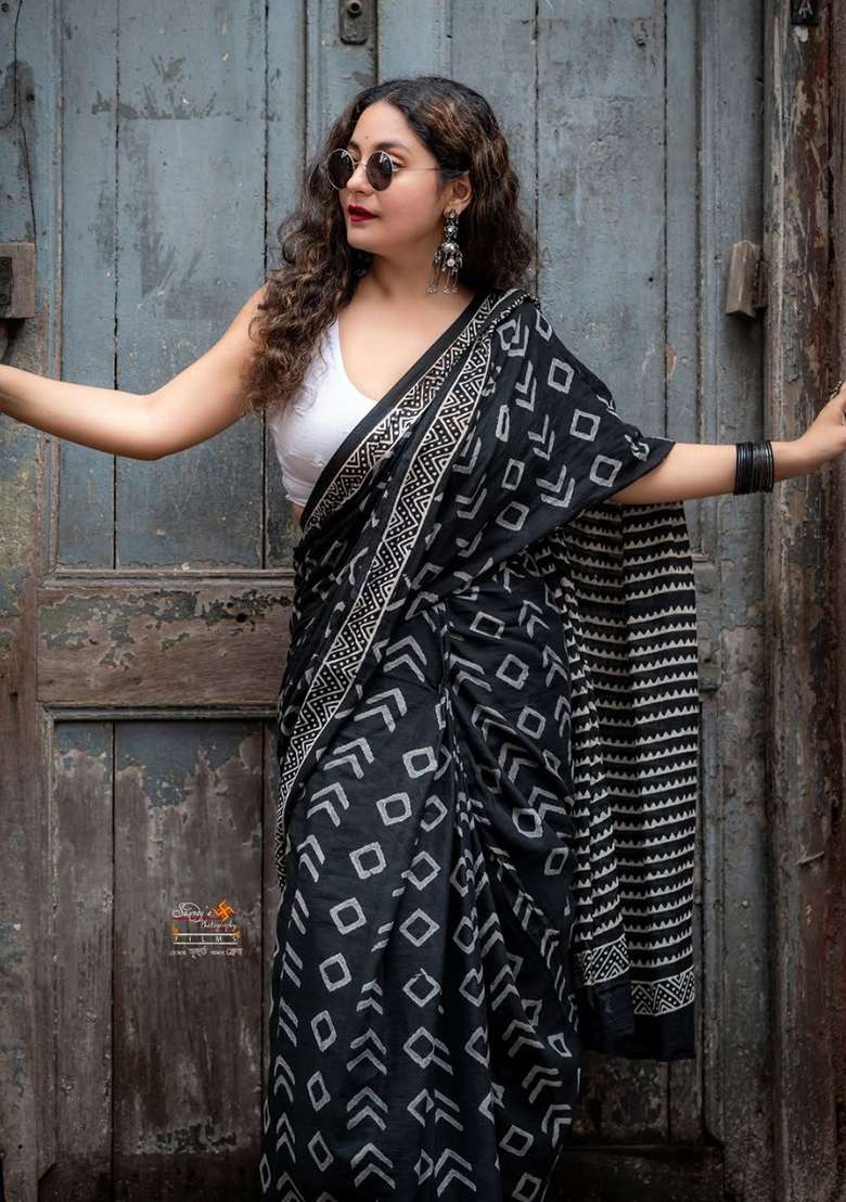 Black Embroidered Cotton Saree Set - Indya