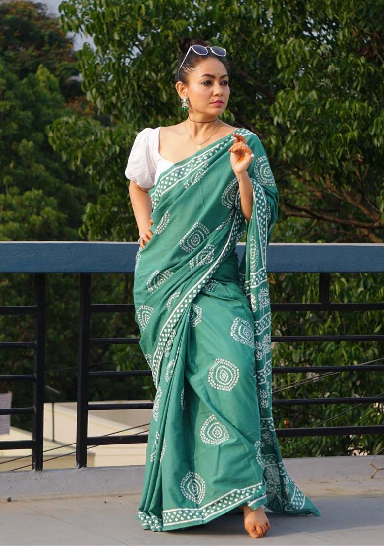 Green Embroidered Cotton Saree Set - Indya