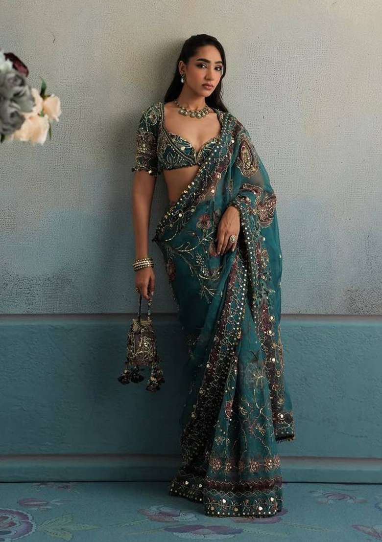 Rama Embroidered Georgette Saree Set - Indya