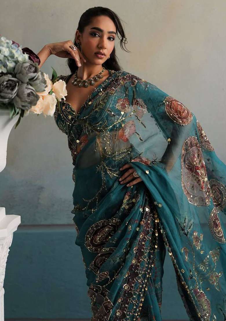 Rama Embroidered Georgette Saree Set - Indya