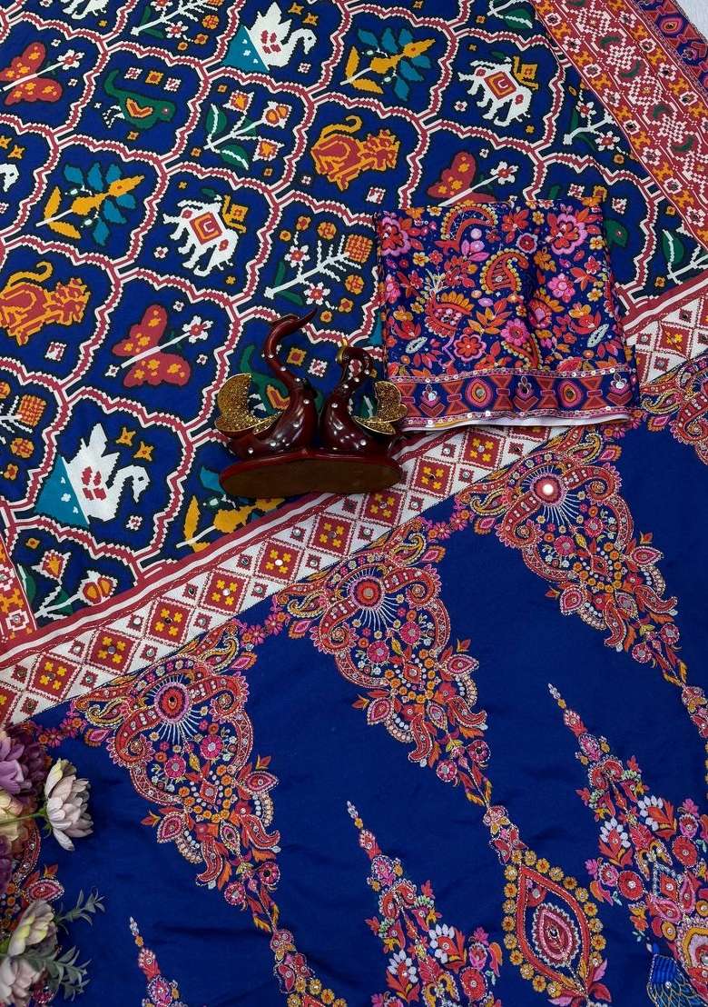 Blue Embroidered Chinon Saree Set - Indya