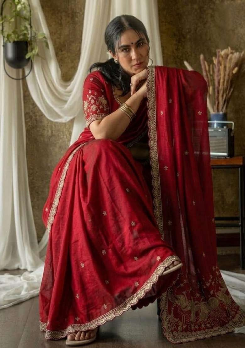 Maroon Embroidered Rangoli Saree Set - Indya