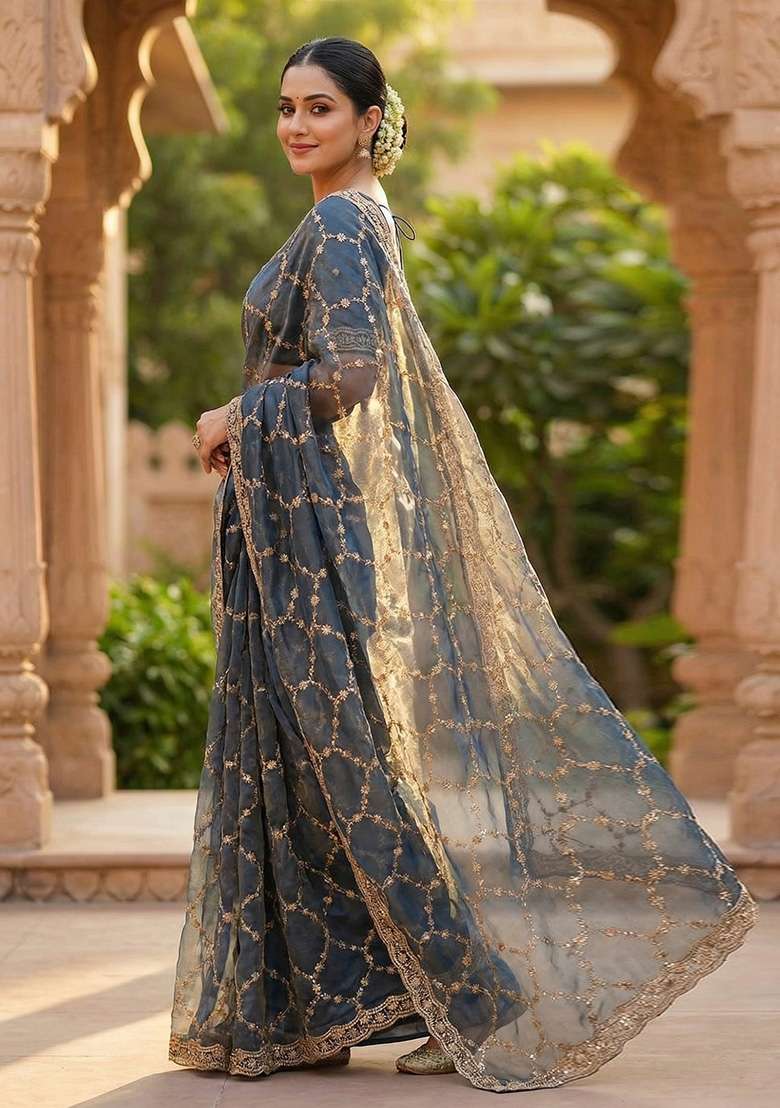 Grey Geomatric Silk Saree Set - Indya